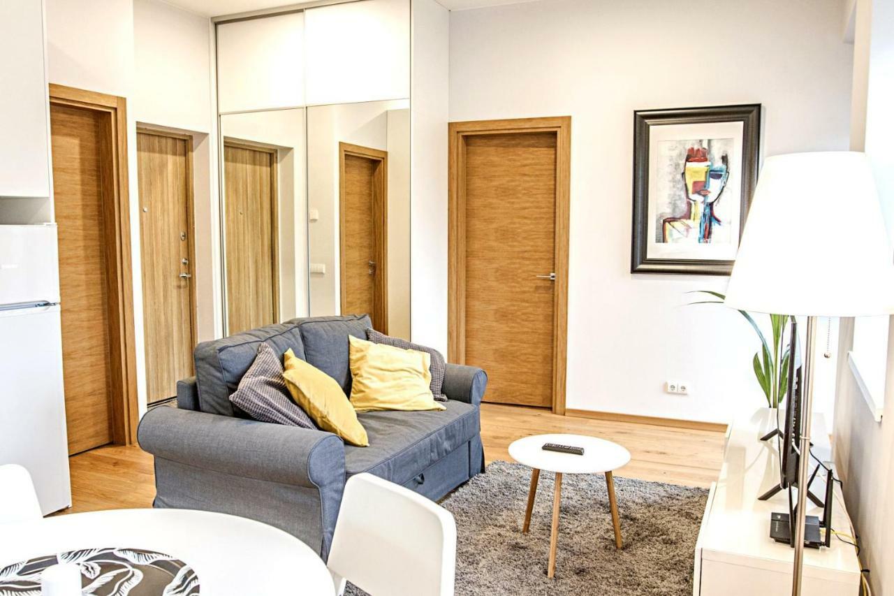 Modern 1Bd Apartment In Old Town By Hostlovers 카우나스 외부 사진